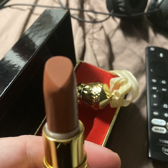 Christian louboutin lipstick - Picture 4 of 5